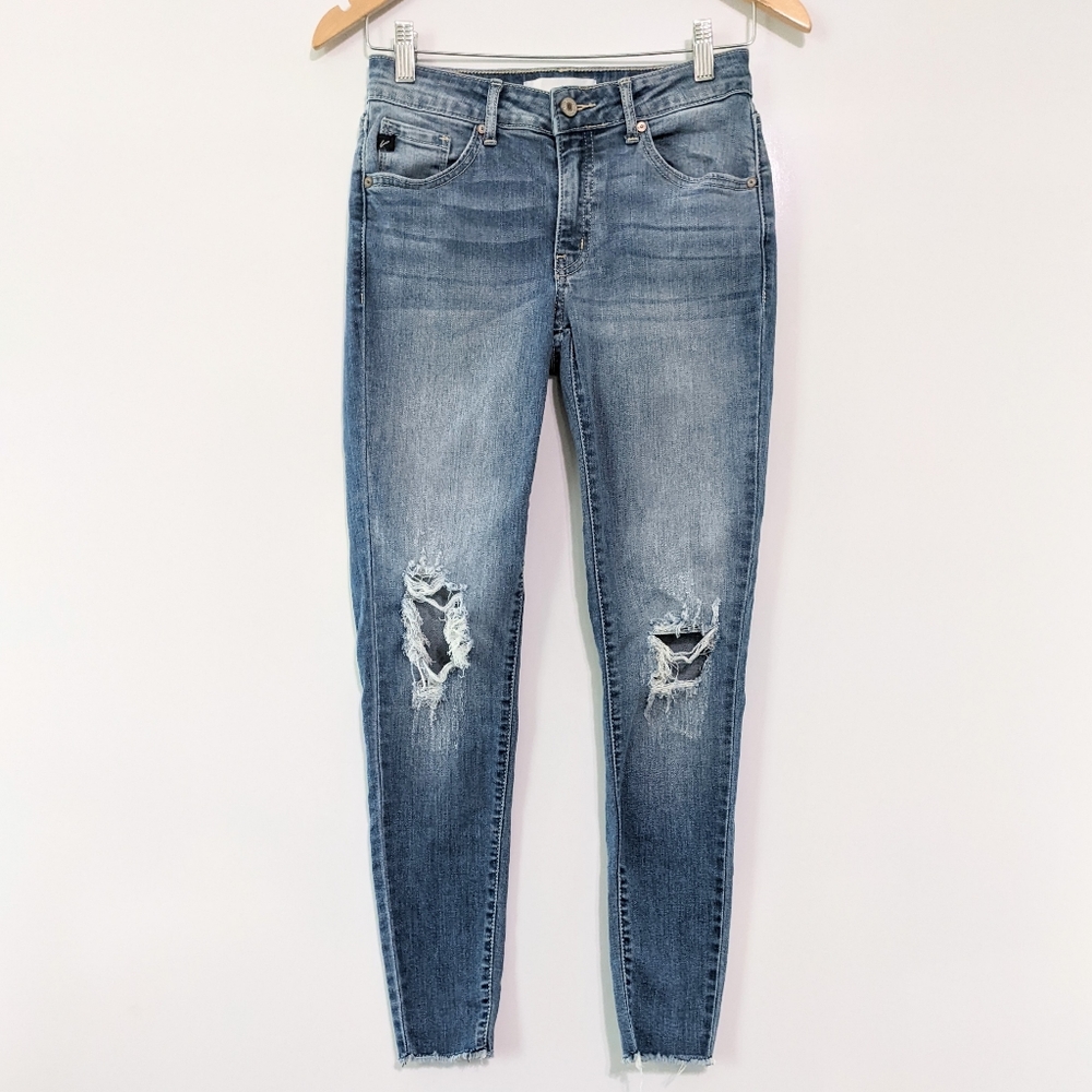 KANCAN Cassandra Skinny Mid Rise Medium Wash Faded Raw Hem Jeans Size 25